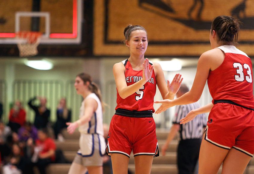 Prep Basketball Notebook - Vermillion Tanagers return 'motivated group' looking to make noise in Class A girls basketball 